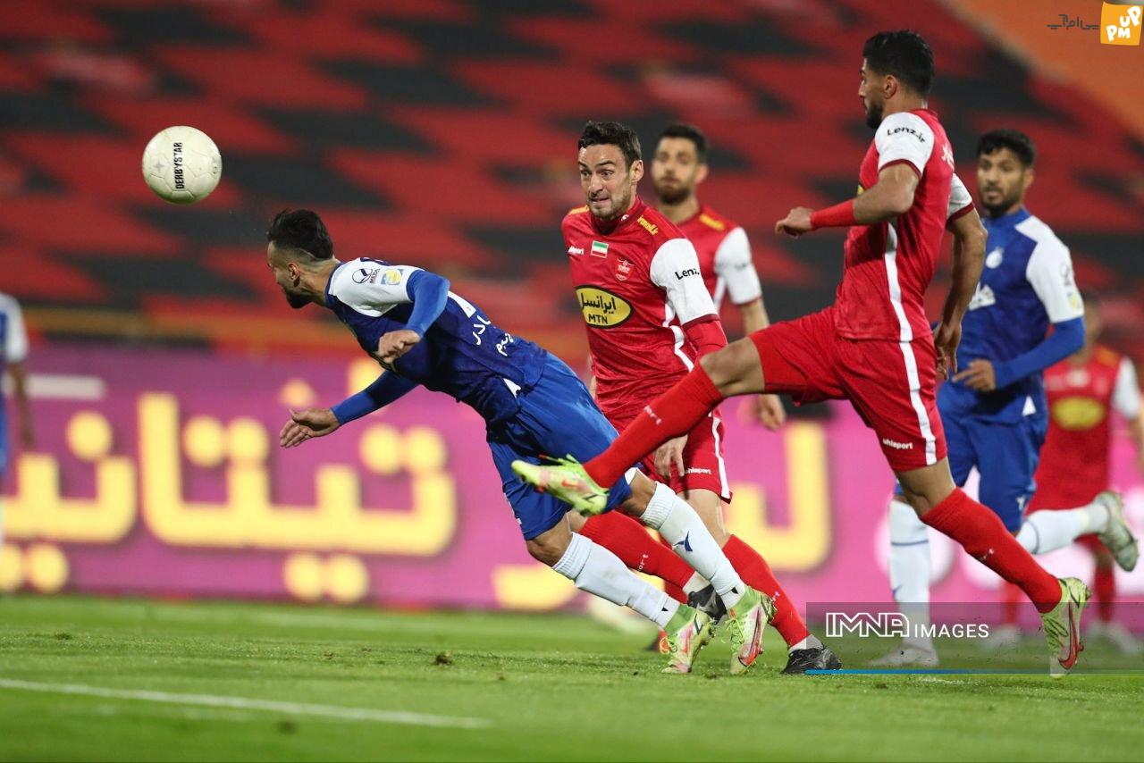 حضور افتخاری دو شخص مهم فدراسیون عمان در فینال جام حذفی ایران !