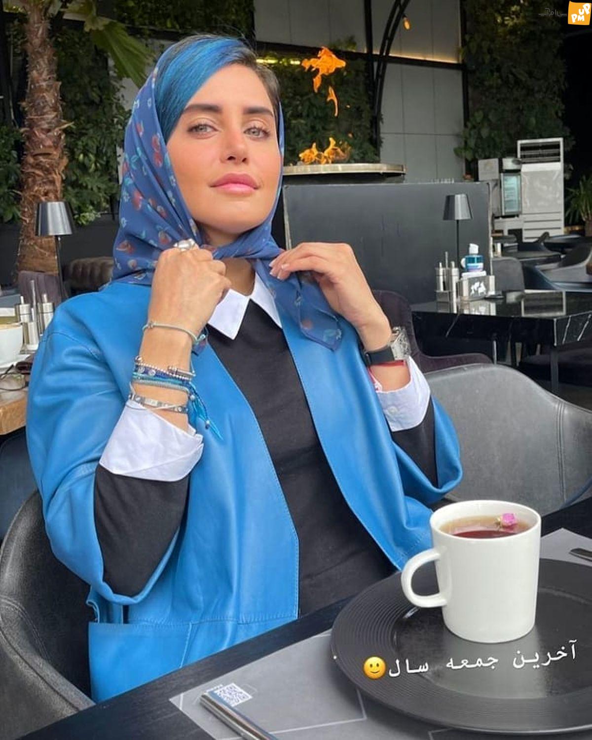 تیپ و رنگ موی عجیب الناز شاکر دوست شخصیت او را تغییر داد! 1 تیپ و رنگ موی عجیب الناز شاکر دوست شخصیت او را تغییر داد!