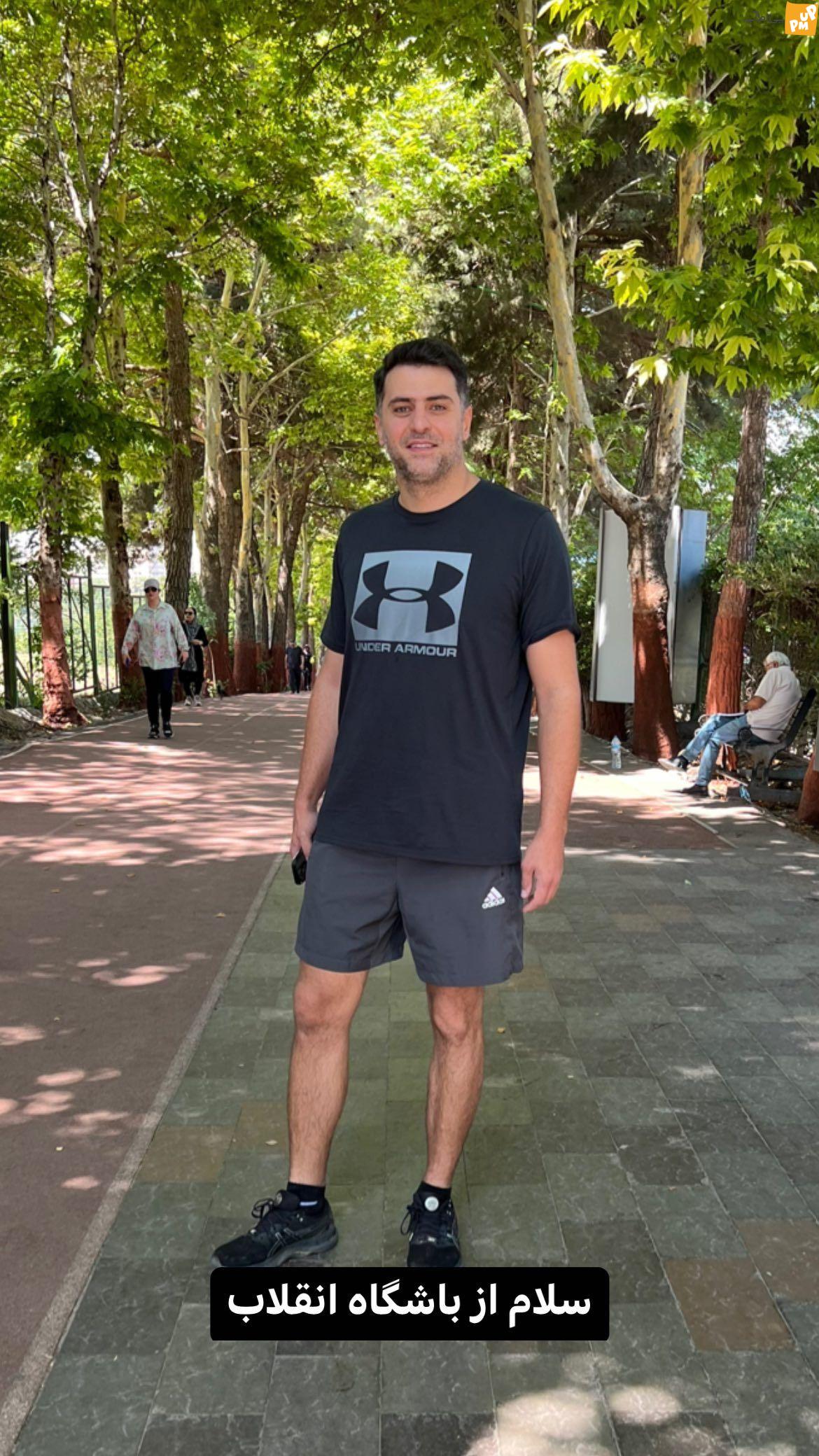 عکسی متفاوت با شلوارک علی ضیا در خیابان! 1 عکسی متفاوت با شلوارک علی ضیا در خیابان!