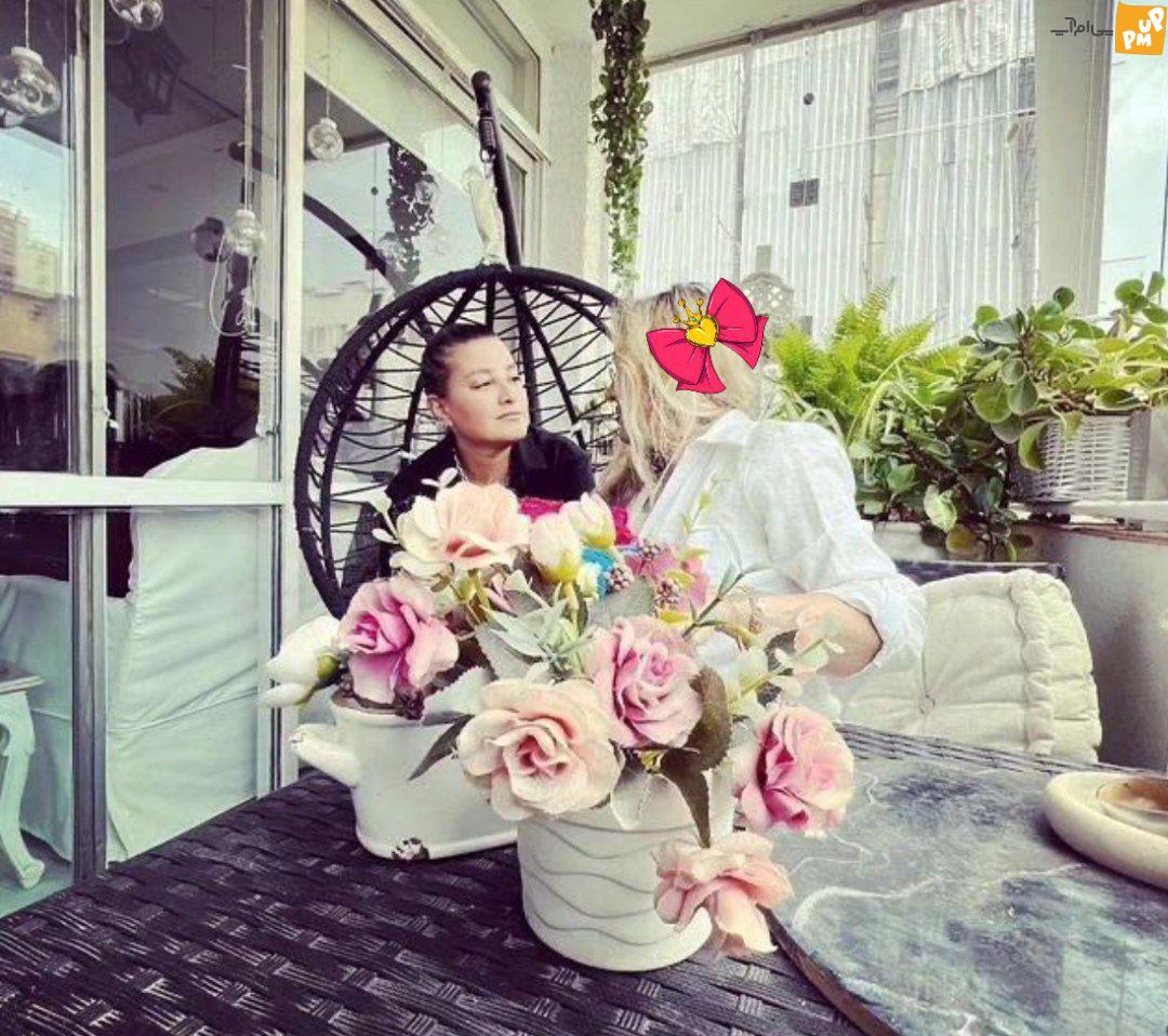 بازیگران مشهور ایرانی در جشن تولد خصوصی / چهره جوان این بازیگر زن 64 ساله همه را شگفت زده کرد! بازیگران مشهور ایرانی در جشن تولد خصوصی / چهره جوان این بازیگر زن 64 ساله همه را شگفت زده کرد!