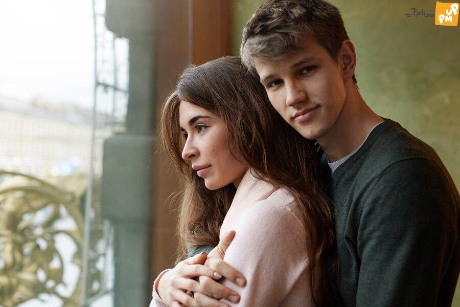 13 دلیل برای اینکه در یک رابطه سمی گیر کرده اید! 13 دلیل برای اینکه در یک رابطه سمی گیر کرده اید!