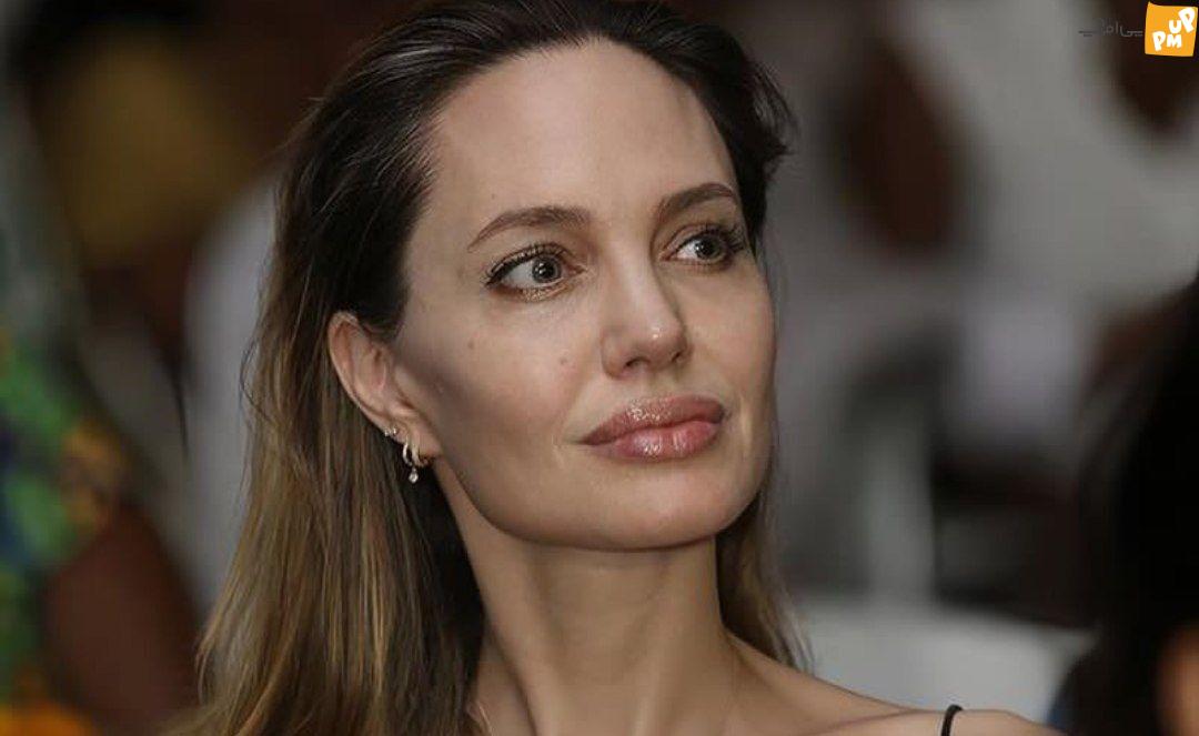 زیباترین دختر آنجلینا جولی / تغییر چهره شگفت انگیز شیلو به پسر تبدیل شد! + عکس زیباترین دختر آنجلینا جولی / تغییر چهره شگفت انگیز شیلو به پسر تبدیل شد! + عکس