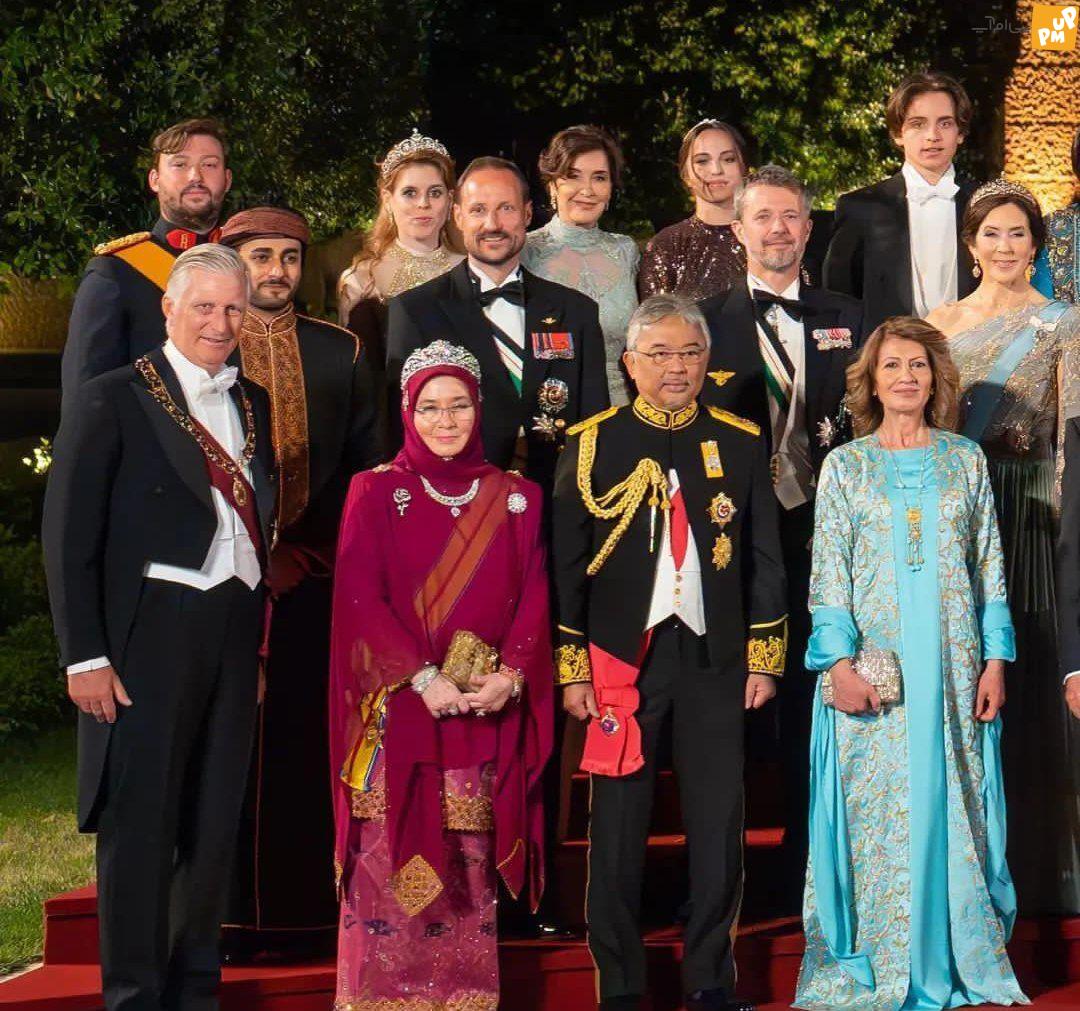 زیباترین ملکه های جهان در جشن عروسی ولیعهد اردن / عکس دسته جمعی خانواده های سلطنتی