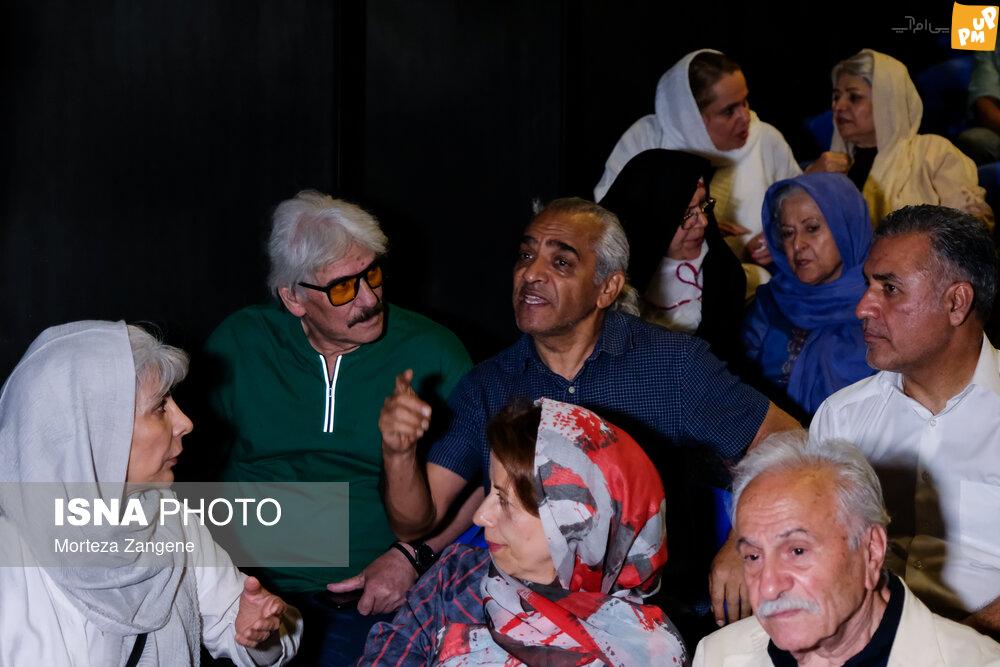 مراسم بزرگداشت عزت الله انتظامی با حضور هنرمندان سینما / عکس 2 مراسم بزرگداشت عزت الله انتظامی با حضور هنرمندان سینما / عکس