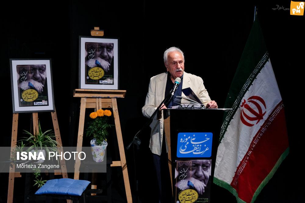 مراسم بزرگداشت عزت الله انتظامی با حضور هنرمندان سینما / عکس 3 مراسم بزرگداشت عزت الله انتظامی با حضور هنرمندان سینما / عکس