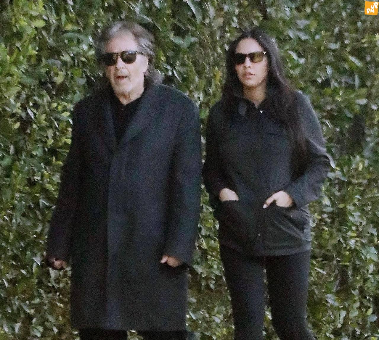 آل پاچینو در انتظار به دنیا آمدن فرزند چهارم 4 آل پاچینو در انتظار به دنیا آمدن فرزند چهارم