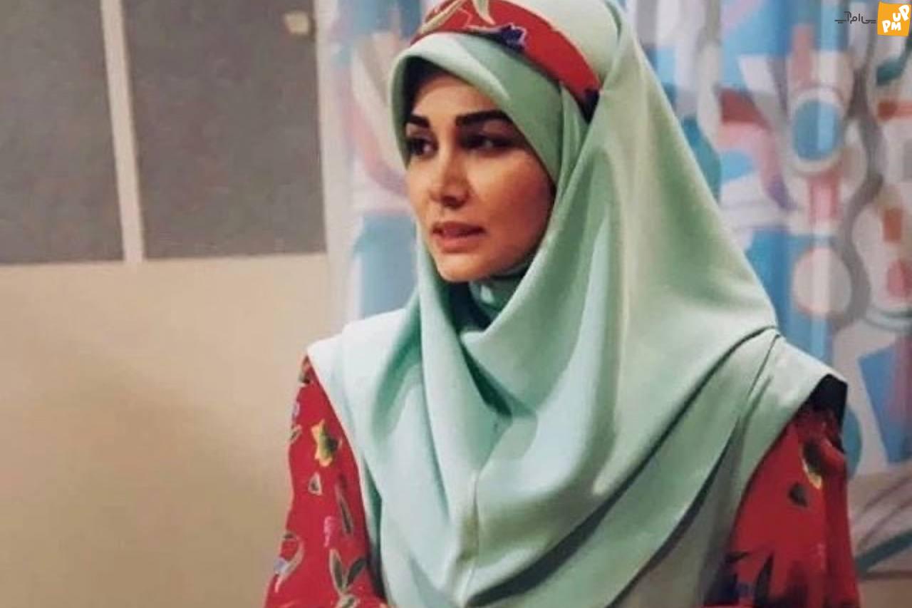 چهره جدید خانوم بهار مجری شهر بستنی ها بعد از 25 سال! 1 چهره جدید خانوم بهار مجری شهر بستنی ها بعد از 25 سال!