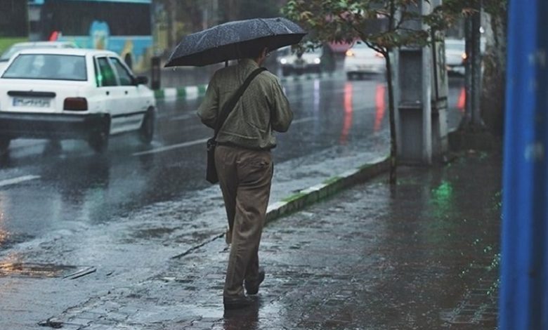 آغاز وزش باد و رعد و برق در تهران آغاز وزش باد و رعد و برق در تهران