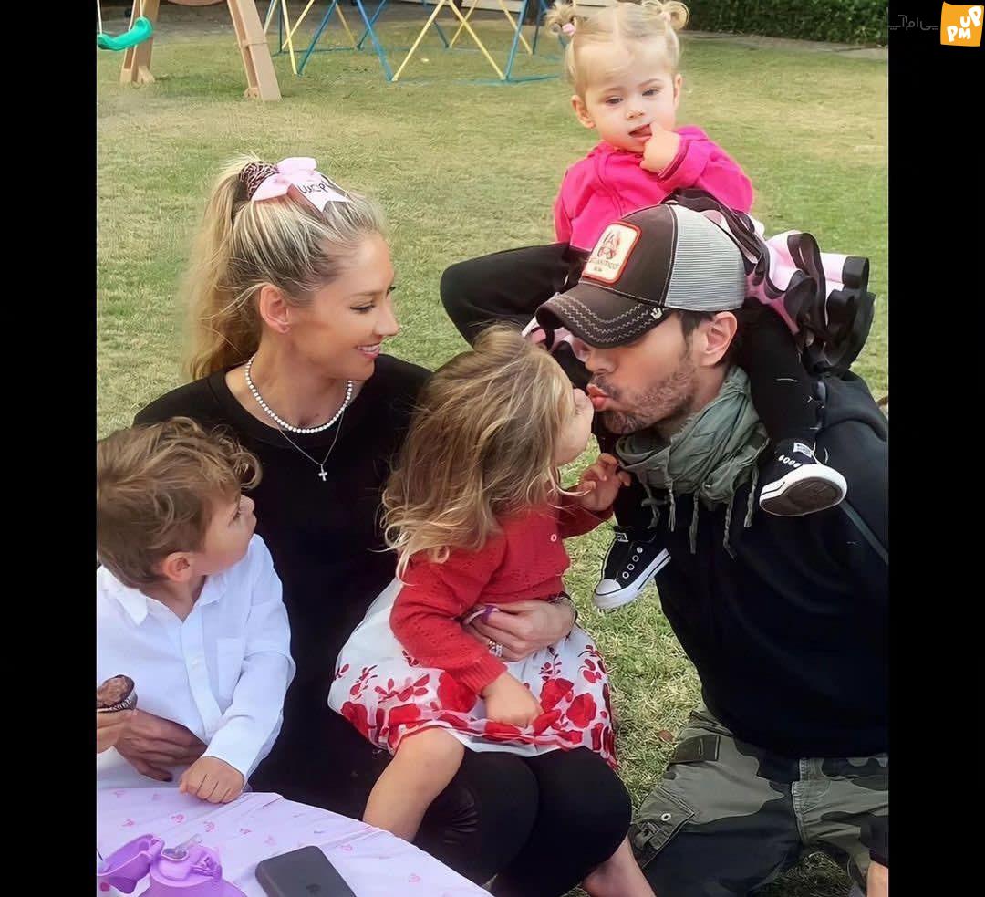 ازدواج خواننده مشهور پس از 25 سال ازدواج / انریکه ایگلسیاس بالاخره دوست پسر شد! + عکس ازدواج خواننده مشهور پس از 25 سال ازدواج / انریکه ایگلسیاس بالاخره دوست پسر شد! + عکس