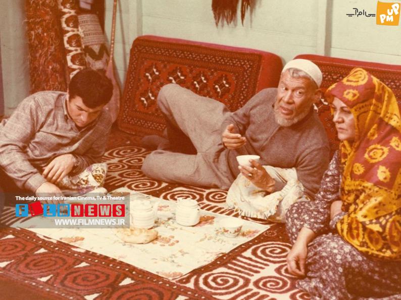 مروری بر اوراق مهم زندگینامه داوود رشیدی به بهانه تولدش یادگار ماند. 3 مروری بر اوراق مهم زندگینامه داوود رشیدی به بهانه تولدش یادگار ماند.