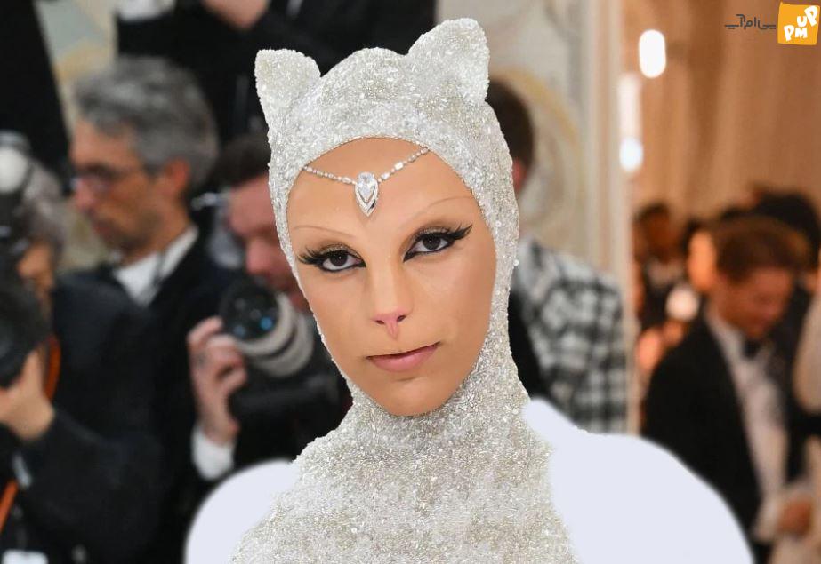 خواننده مشهور هالیوودی به طرفداران ایران اش توهین کرد!/عکس 2 خواننده مشهور هالیوودی به طرفداران ایران اش توهین کرد!/عکس