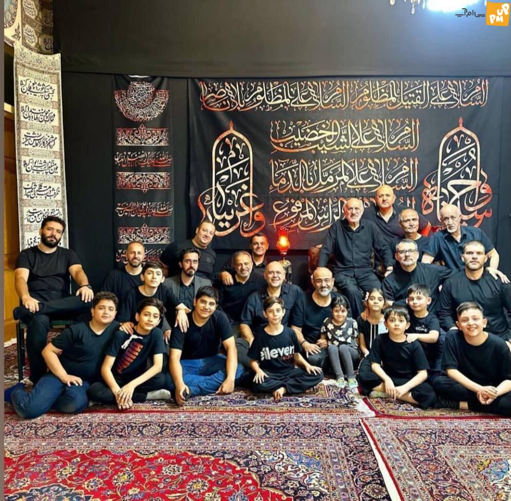 حضور جنجالی مهران غفوریان و دخترش در هیات عزاداری عاشورا!/عکس 1 حضور جنجالی مهران غفوریان و دخترش در هیات عزاداری عاشورا!/عکس