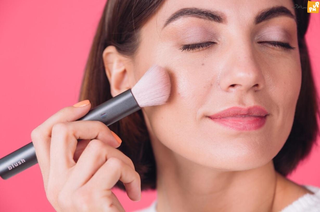 انتخاب رژگونه مناسب با توجه به رنگ پوست انتخاب رژگونه مناسب با توجه به رنگ پوست