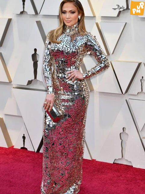 نگاهی به ظاهر منحصر به فرد جی لو که نشان می دهد او همیشه صاحب سبک بوده است نگاهی به ظاهر منحصر به فرد جی لو که نشان می دهد او همیشه صاحب سبک بوده است