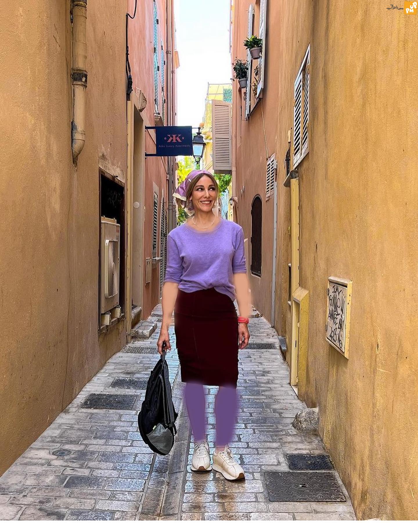 سفر تابستانی زرین تکیندور بازیگر ۵۹ سالهی ترکیهای به سن تروپه! + عکس 3 سفر تابستانی زرین تکیندور بازیگر ۵۹ سالهی ترکیهای به سن تروپه! + عکس