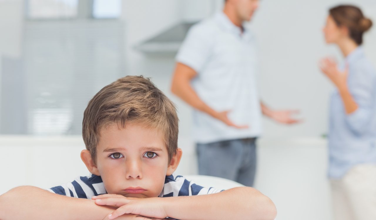اثرات وحشتناک خیانت والدین بر روح کودکان! اثرات وحشتناک خیانت والدین بر روح کودکان!