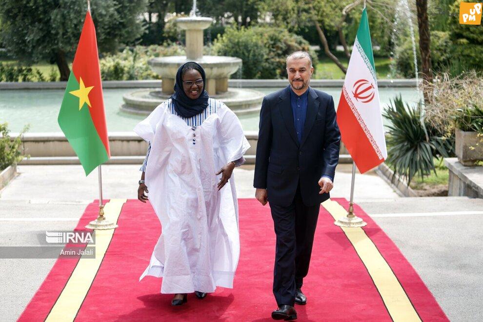 وزیر امور خارجه بورکینافاسو به تهران سفر کرد!/عکس 3 وزیر امور خارجه بورکینافاسو به تهران سفر کرد!/عکس