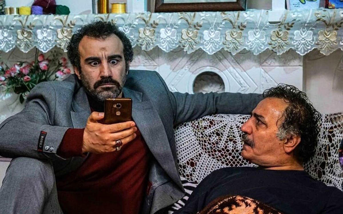 تبریک محسن تنابنده به حسن یزدانی با لحن نقی معمولی!/عکس تبریک محسن تنابنده به حسن یزدانی با لحن نقی معمولی!/عکس